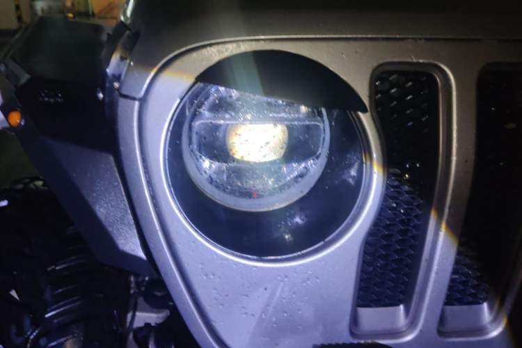 Used Jeep Wrangler 2018 2.0T Rubicon Four-Door Edition Right Front Headlight