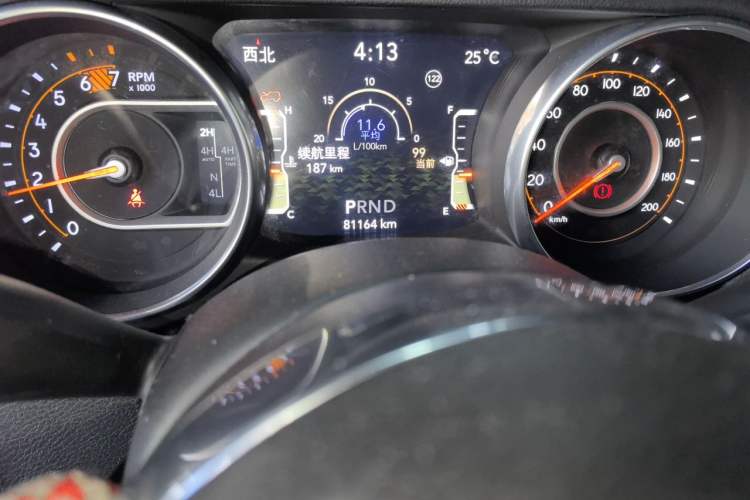 Used Jeep Wrangler 2018 2.0T Sahara Four-Door Edition Odometer Close Up