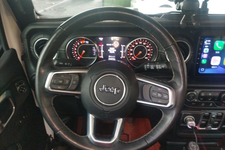 Used Jeep Wrangler 2018 2.0T Sahara Four-Door Edition Steering Wheel