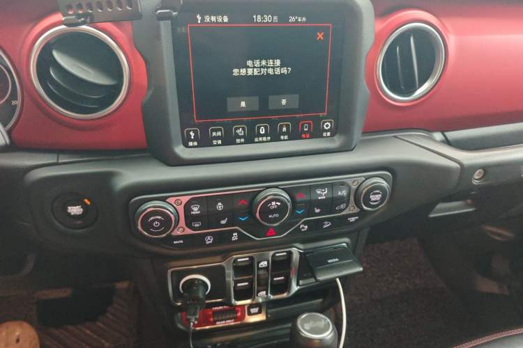 Used Jeep Wrangler 2019 2.0T Rubicon Four-Door Version China VI Emission Standard Audio And AC Panel