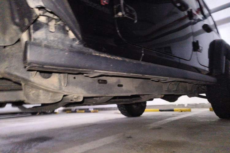 Used Jeep Wrangler 2019 2.0T Rubicon Four-Door Version China V Emission Standard Chassis Front Left