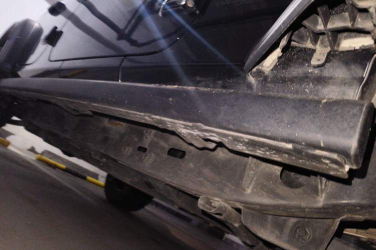 Used Jeep Wrangler 2019 2.0T Rubicon Four-Door Version China V Emission Standard Chassis Front Right