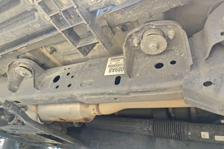 Used Jeep Wrangler 2019 2.0T Sahara Four-Door Version China VI Emission Standard Chassis Rear Left