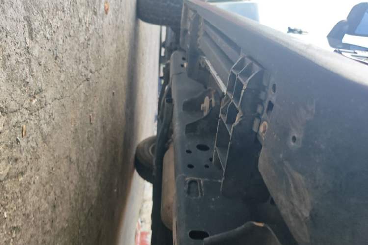 Used Jeep Wrangler 2019 2.0T Sahara Four-Door Version China VI Emission Standard Chassis Rear Left