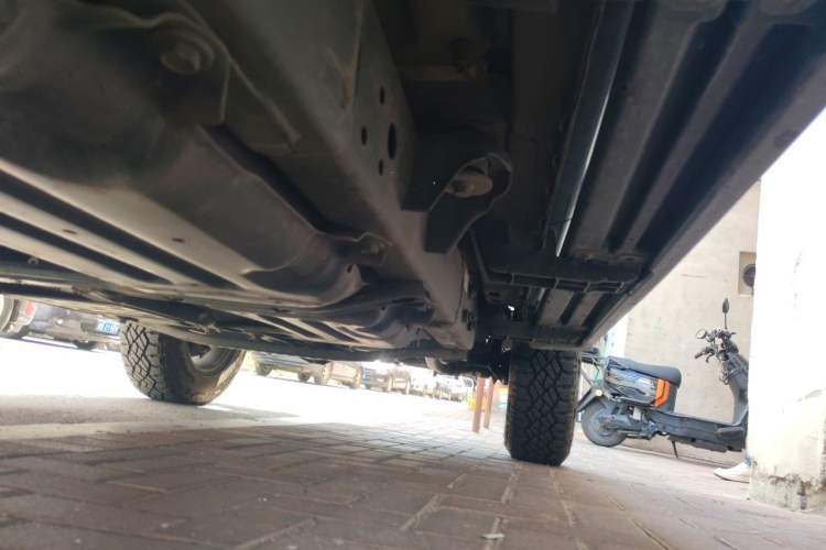 Used Jeep Wrangler 2019 2.0T Sahara Four-Door Version China VI Emission Standard Chassis Rear Right