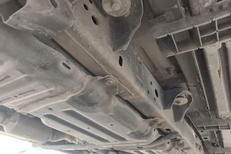 Used Jeep Wrangler 2019 2.0T Sahara Four-Door Version China VI Emission Standard Chassis Rear Right