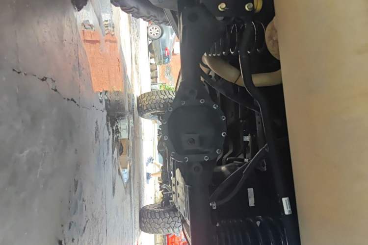 Used Jeep Wrangler 2019 2.0T Sahara Four-Door Version China VI Emission Standard Chassis Rear
