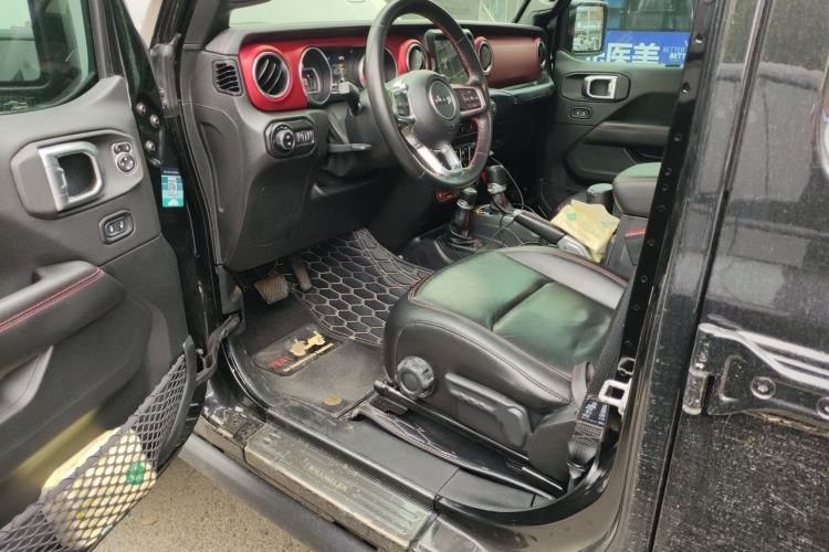 Used Jeep Wrangler 2019 2.0T Rubicon Four-Door Version China VI Emission Standard Driver Seat