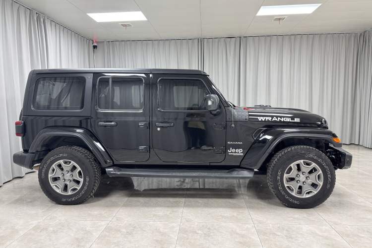 Used Jeep Wrangler 2019 2.0T Sahara 4-Door Version China V Standard Exterior 2