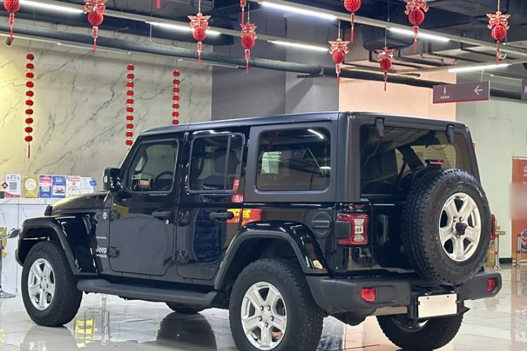 Used Jeep Wrangler 2019 2.0T Sahara Four-Door Version China VI Emission Standard Exterior 5