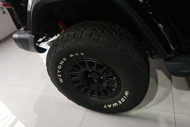 Used Jeep Wrangler 2019 2.0T Sahara Four-Door Version China VI Emission Standard Exterior 8