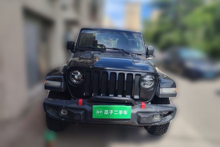 Used Jeep Wrangler 2019 2.0T Sahara Four-Door Version China VI Emission Standard Front