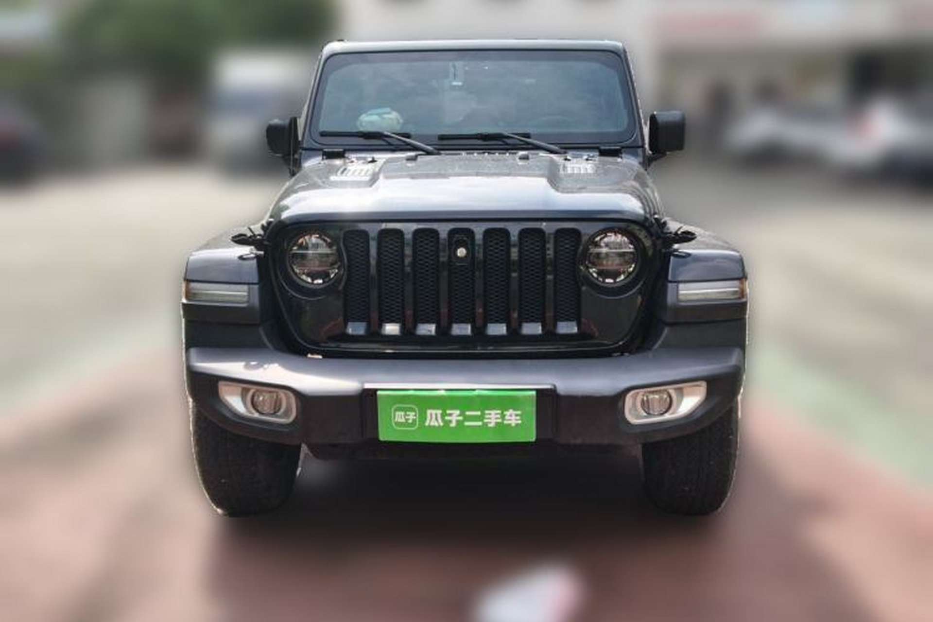 Used Jeep Wrangler 2019 2.0T Sahara Four-Door Electric Convertible China VI Emission Standard Front