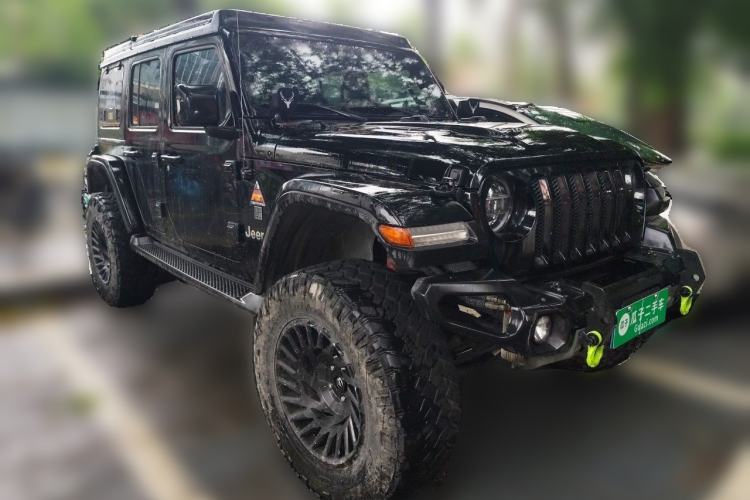 Used Jeep Wrangler 2019 2.0T Sahara Four-Door Version China VI Emission Standard Front Right 45 Deg
