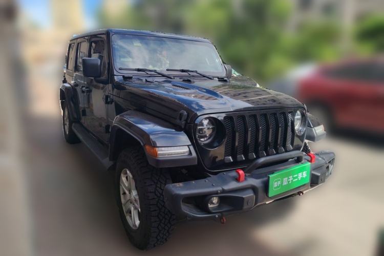 Used Jeep Wrangler 2019 2.0T Sahara Four-Door Version China VI Emission Standard Front Right 45 Deg