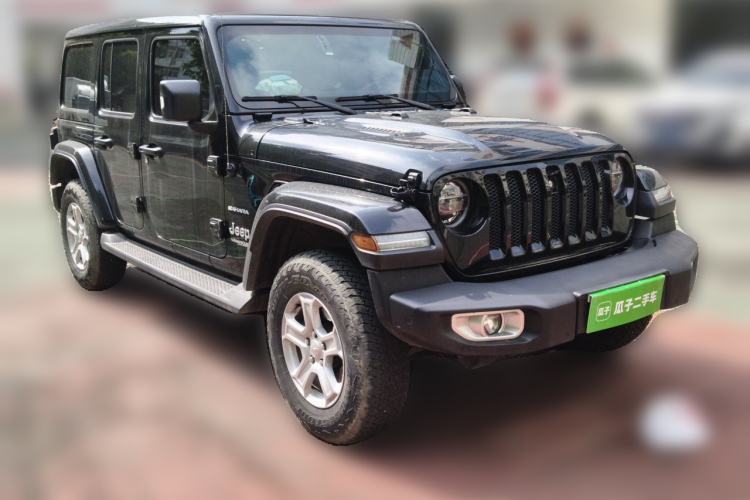 Used Jeep Wrangler 2019 2.0T Sahara Four-Door Electric Convertible China VI Emission Standard Front Right 45 Deg