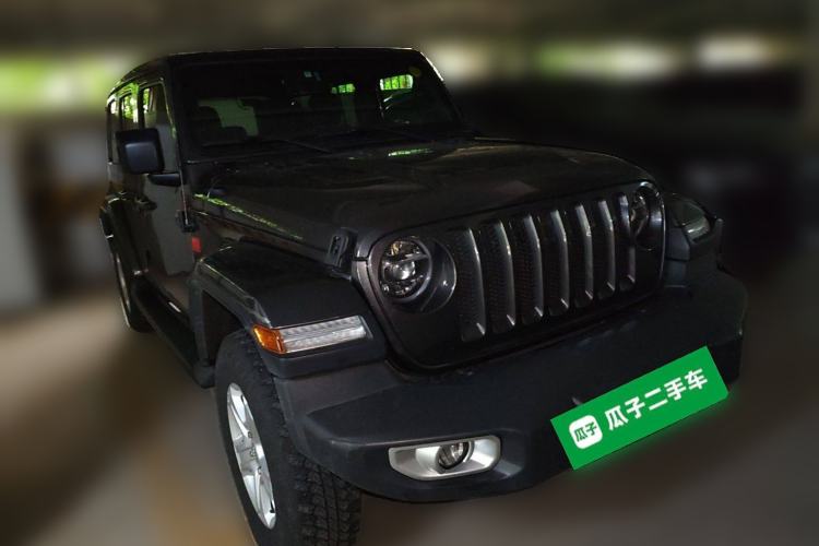 Used Jeep Wrangler 2019 2.0T Sahara Four-Door Electric Convertible China VI Emission Standard Front Right 45 Deg