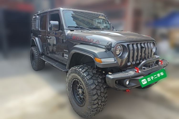 Used Jeep Wrangler 2019 2.0T Sahara Four-Door Version China VI Emission Standard Front Right 45 Deg