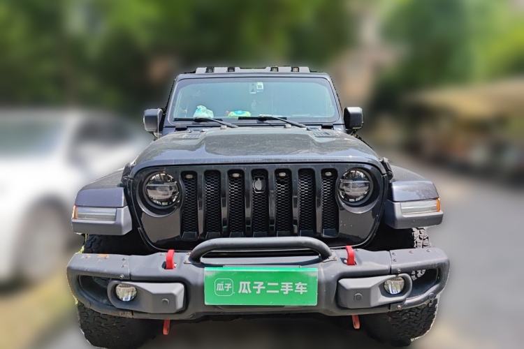 Used Jeep Wrangler 2019 2.0T Sahara Four-Door Version China VI Emission Standard Front