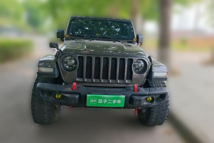 Used Jeep Wrangler 2019 2.0T Sahara Four-Door Version China VI Emission Standard Front