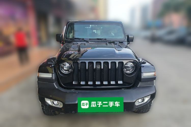 Used Jeep Wrangler 2019 2.0T Sahara Four-Door Version China VI Emission Standard Front