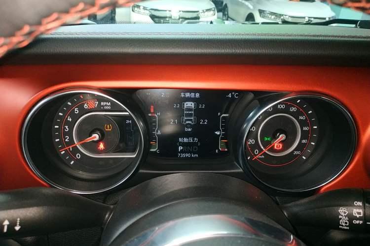 Used Jeep Wrangler 2019 2.0T Rubicon Four-Door Version China VI Emission Standard Instrument Cluster