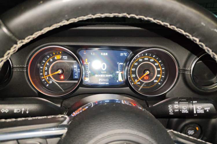 Used Jeep Wrangler 2019 2.0T Sahara Four-Door Electric Convertible China VI Emission Standard Instrument Cluster