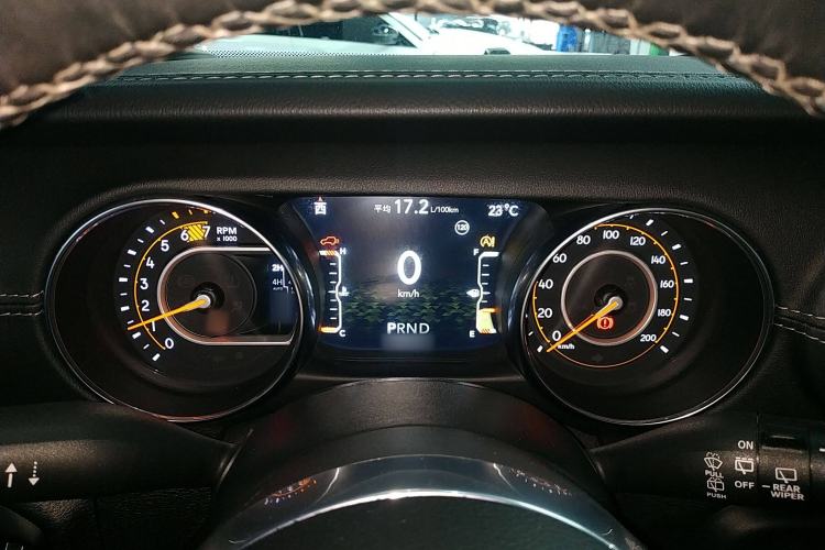 Used Jeep Wrangler 2019 2.0T Sahara Four-Door Version China VI Emission Standard Instrument Cluster