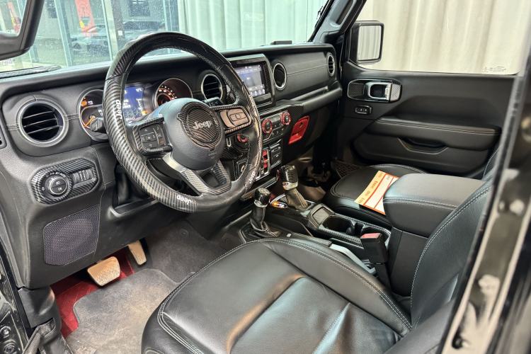 Used Jeep Wrangler 2019 2.0T Sahara 4-Door Version China V Standard Interior 2