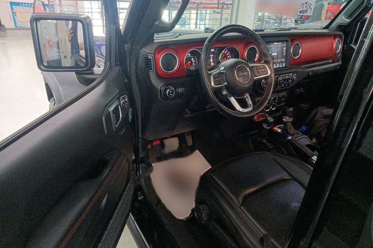 Used Jeep Wrangler 2019 2.0T Rubicon Four-Door Version China VI Emission Standard Interior 3