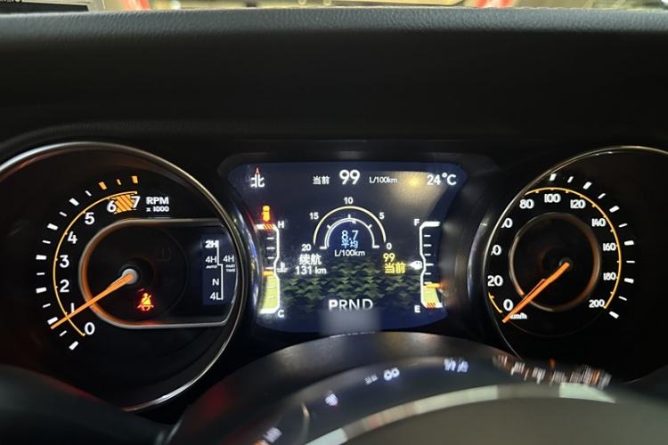 Used Jeep Wrangler 2019 2.0T Sahara Four-Door Version China VI Emission Standard Interior 6