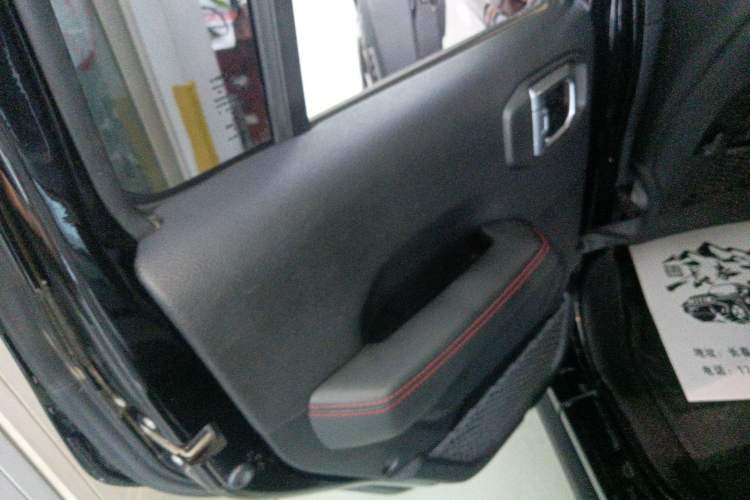 Used Jeep Wrangler 2019 2.0T Rubicon Four-Door Version China VI Emission Standard Interior 8