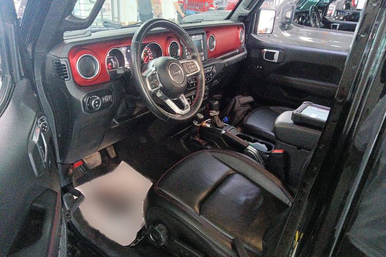 Used Jeep Wrangler 2019 2.0T Rubicon Four-Door Version China VI Emission Standard Left Front Seat