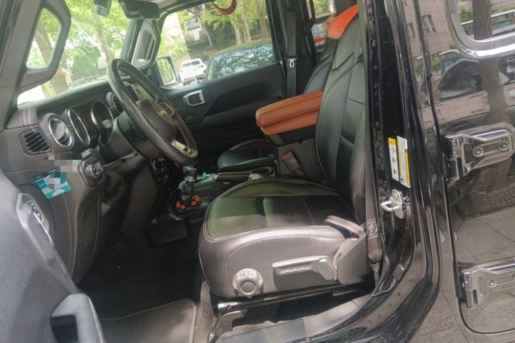 Used Jeep Wrangler 2019 2.0T Sahara 4-Door Version China V Standard Left Front Seat