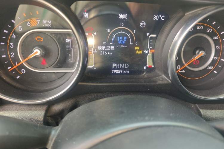 Used Jeep Wrangler 2019 2.0T Sahara 4-Door Version China V Standard Odometer Close Up