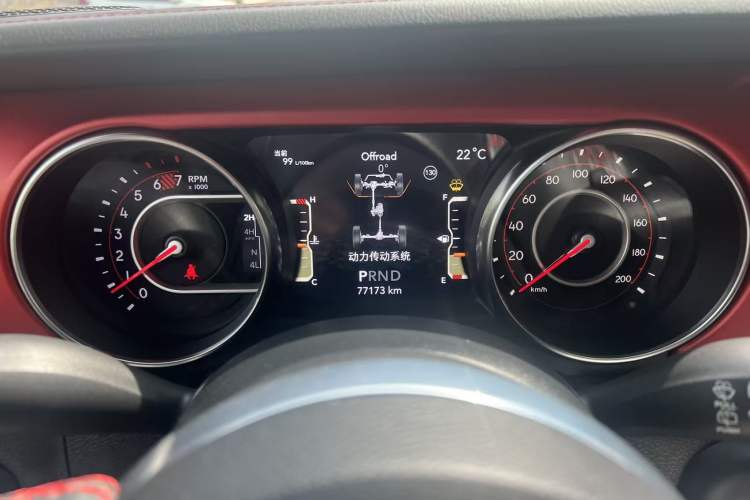 Used Jeep Wrangler 2019 2.0T Rubicon Four-Door Version China VI Emission Standard Odometer Close Up