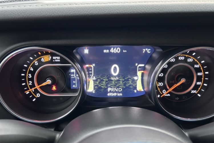 Used Jeep Wrangler 2019 2.0T Sahara Four-Door Version China VI Emission Standard Odometer Close Up