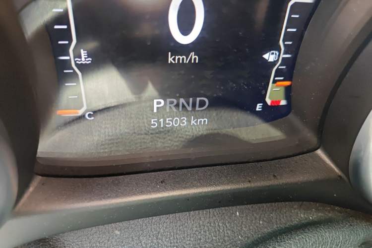 Used Jeep Wrangler 2019 2.0T Sahara Four-Door Version China VI Emission Standard Odometer Close Up