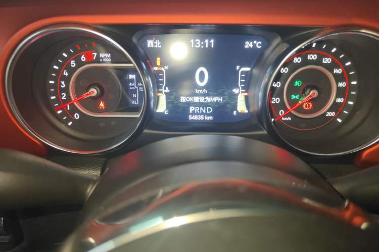 Used Jeep Wrangler 2019 2.0T Rubicon Four-Door Version China VI Emission Standard Odometer Close Up