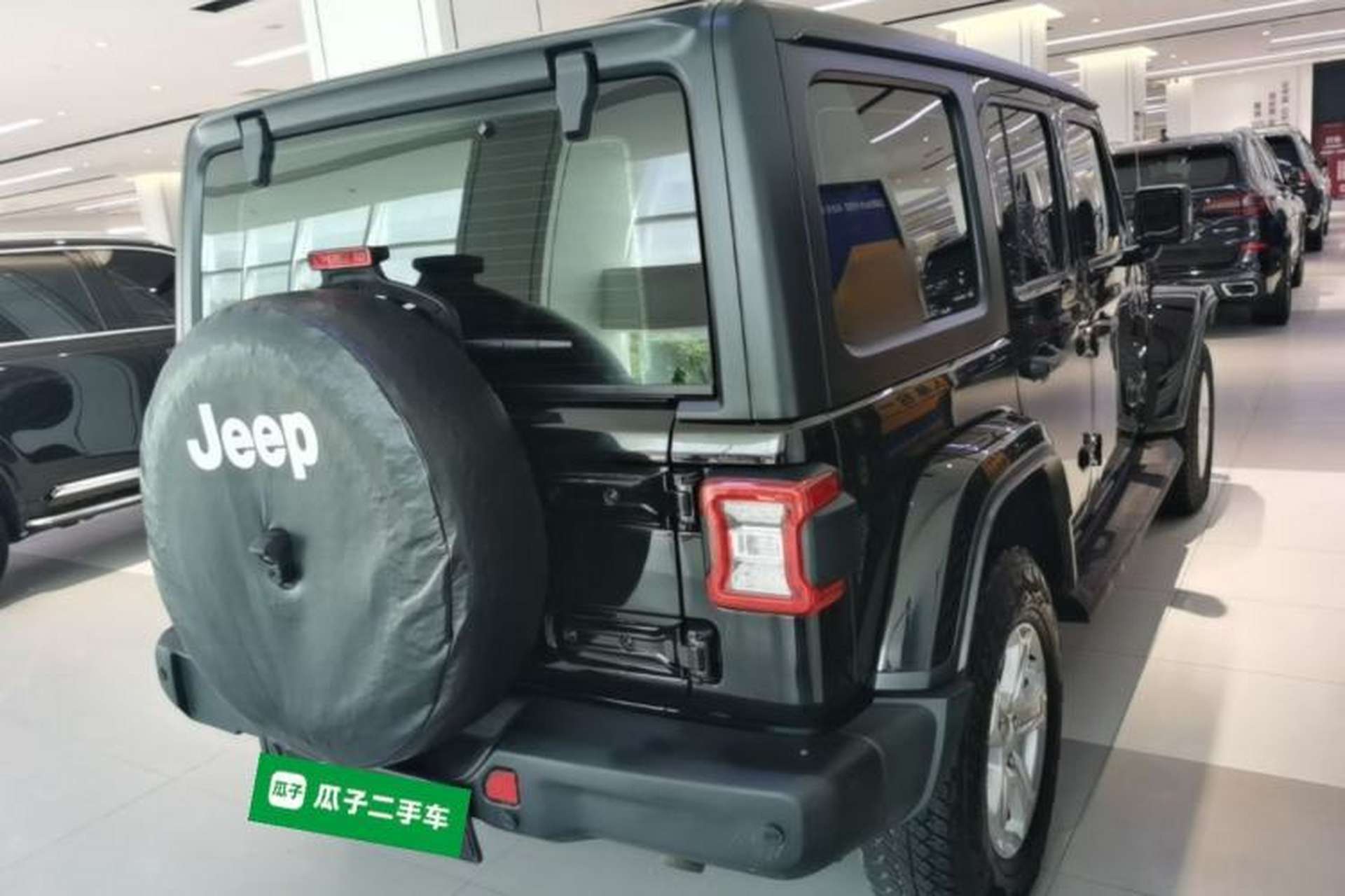 Used Jeep Wrangler 2019 2.0T Sahara Four-Door Version China VI Emission Standard Rear Right 45 Deg