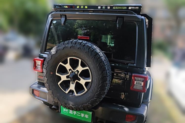 Used Jeep Wrangler 2019 2.0T Sahara Four-Door Version China VI Emission Standard Rear