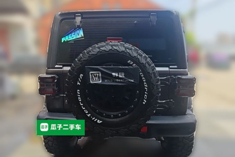 Used Jeep Wrangler 2019 2.0T Sahara Four-Door Version China VI Emission Standard Rear
