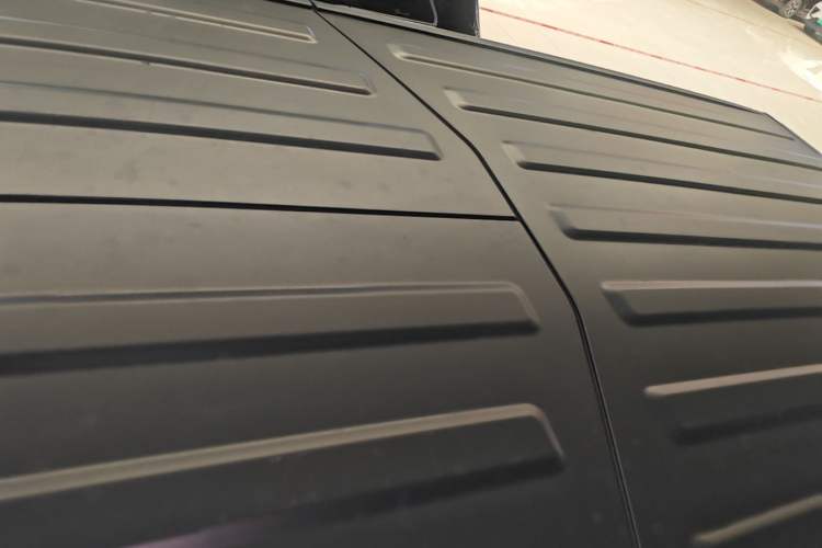 Used Jeep Wrangler 2019 2.0T Sahara Four-Door Version China VI Emission Standard Roof