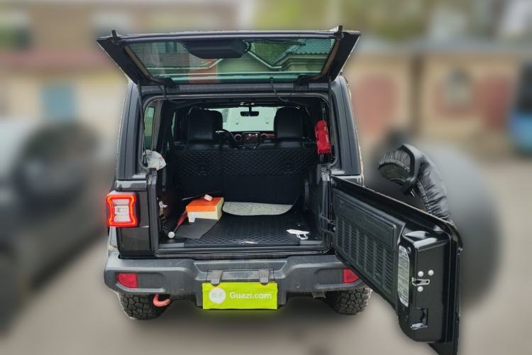 Used Jeep Wrangler 2019 2.0T Rubicon Four-Door Version China VI Emission Standard Trunk