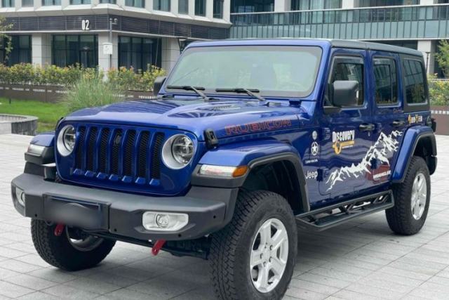 Used Jeep Wrangler 2019 2.0T Sahara Four-Door Version China VI Emission Standard