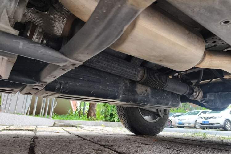 Used Jeep Wrangler 2019 2.0T Sahara Four-Door Version China VI Emission Standard Chassis Rear Left