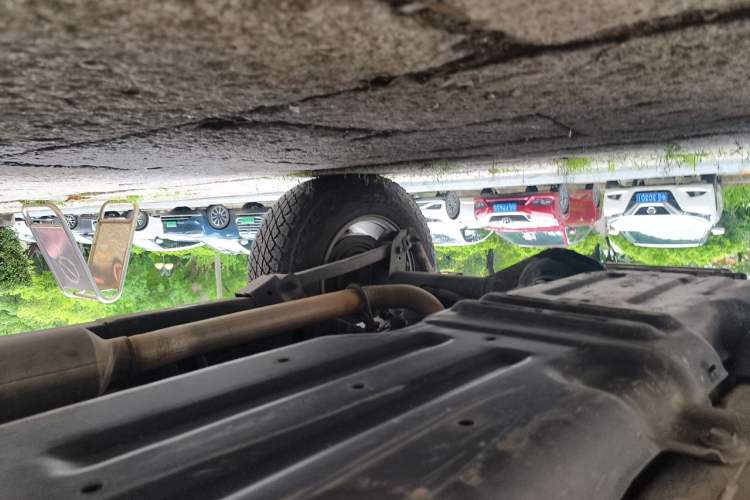 Used Jeep Wrangler 2019 2.0T Sahara Four-Door Version China VI Emission Standard Chassis Rear Right