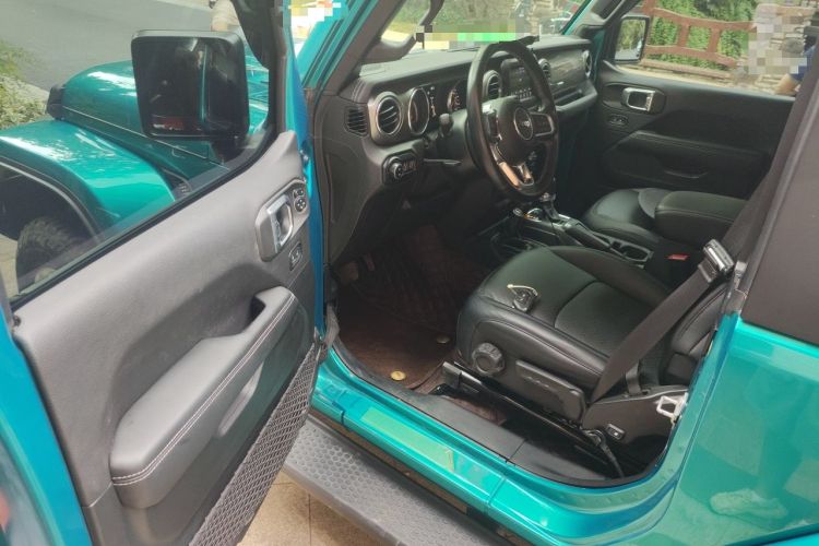 Used Jeep Wrangler 2019 2.0T Sahara Two-Door Version China V Emission Standard Driver Seat