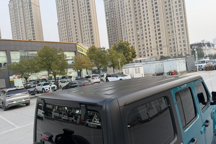 Used Jeep Wrangler 2019 2.0T Sahara Four-Door Version China VI Emission Standard Exterior 12