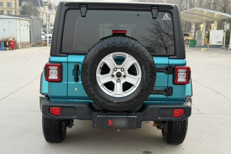 Used Jeep Wrangler 2019 2.0T Sahara Four-Door Version China VI Emission Standard Exterior 4